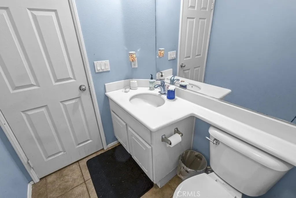 11863 Garret Lane, Victorville, California 92392 home-pic-50