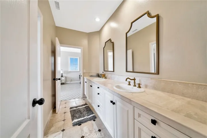1063 S Taylor Court, Anaheim Hills, California 92808