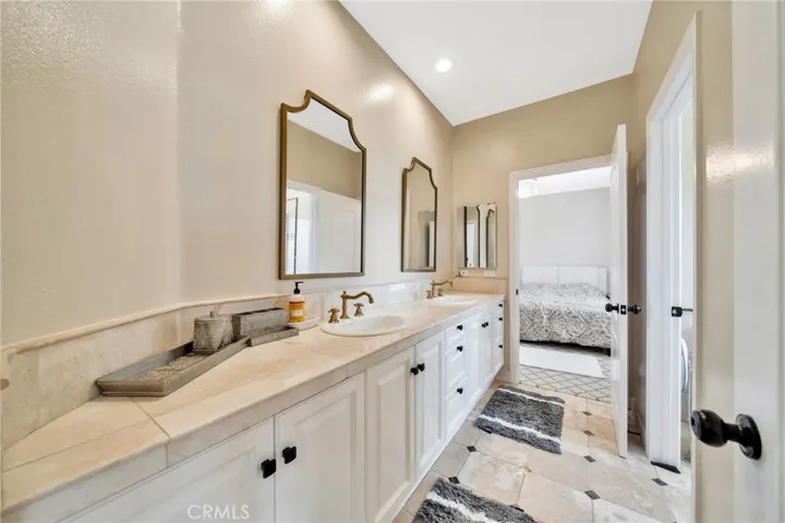 1063 S Taylor Court, Anaheim Hills, California 92808