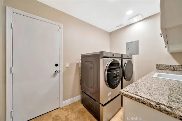 1063 S Taylor Court, Anaheim Hills, California 92808