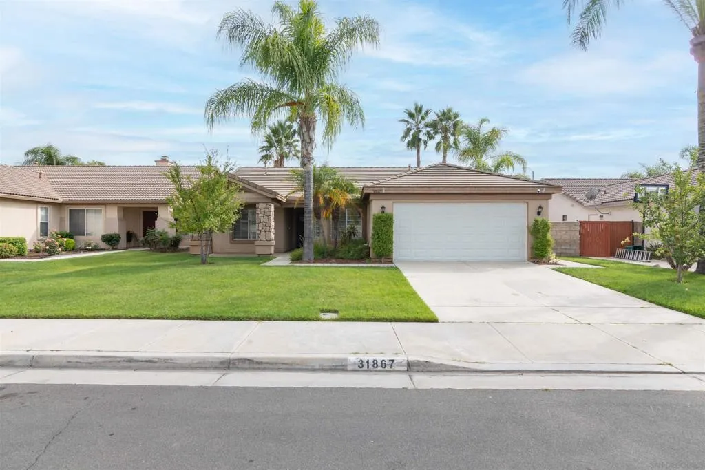 31867 Crecy Dr, Winchester, California 92596 home-pic-40