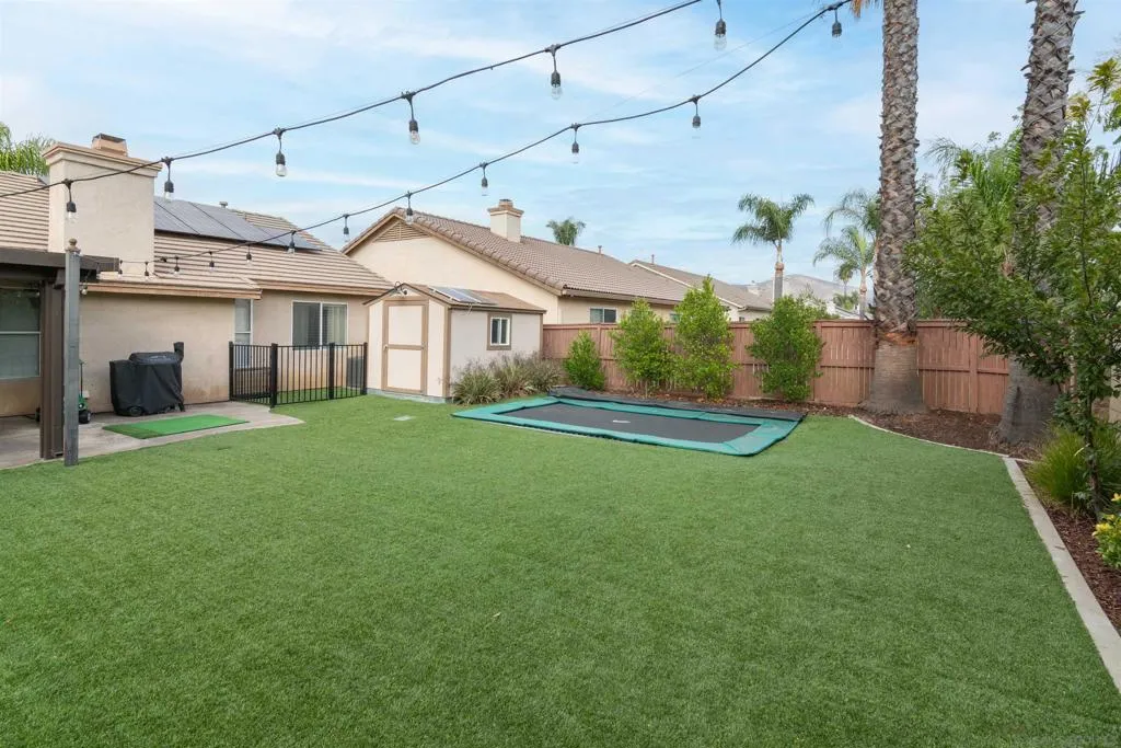 31867 Crecy Dr, Winchester, California 92596 home-pic-32