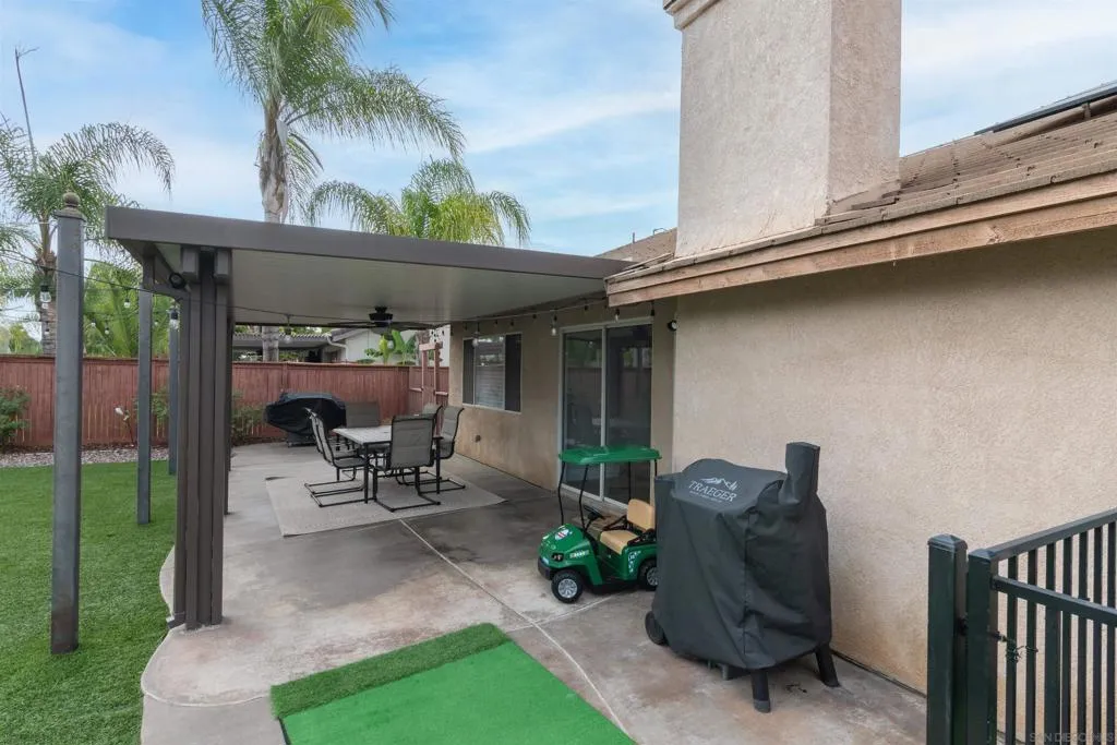 31867 Crecy Dr, Winchester, California 92596 home-pic-30