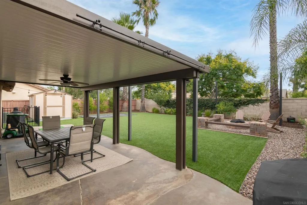 31867 Crecy Dr, Winchester, California 92596 home-pic-24