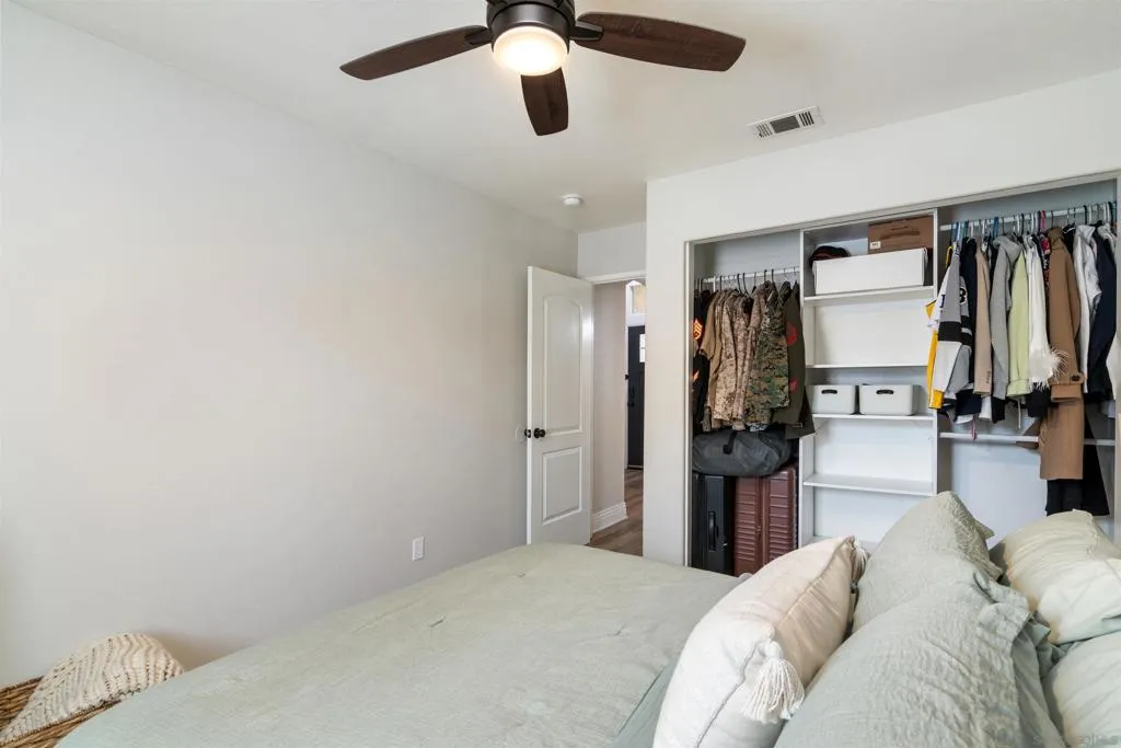 31867 Crecy Dr, Winchester, California 92596 home-pic-14