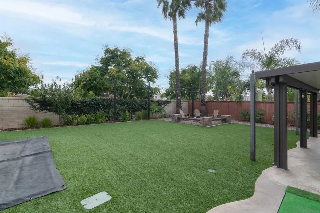 31867 Crecy Dr, Winchester, California 92596 home-pic-29
