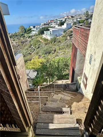 Stair access to Greenhouse below
