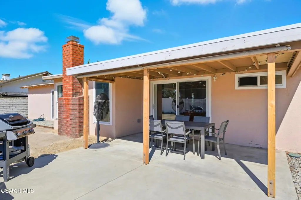 2945 Dalhart Avenue, Simi Valley, California 93063 home-pic-38