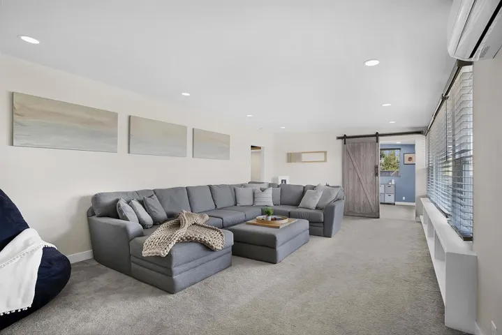 6784 Alamo Way, La Mesa, California 91942
