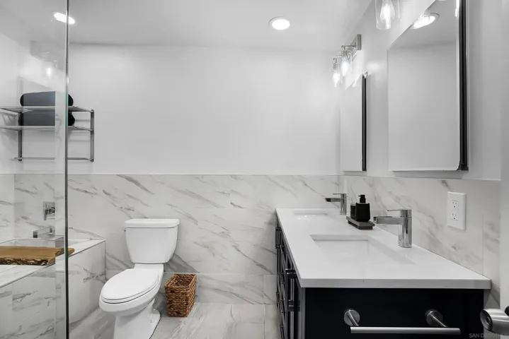6784 Alamo Way, La Mesa, California 91942