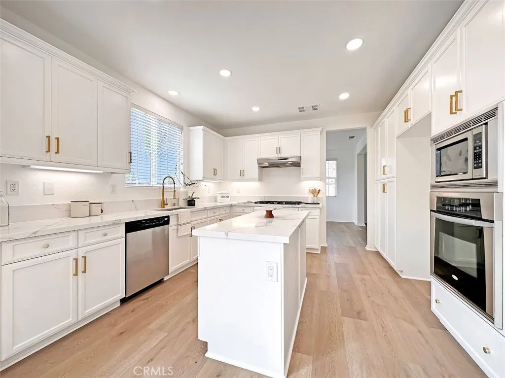 29101 Gooseneck, Menifee, California 92584 home-pic-1