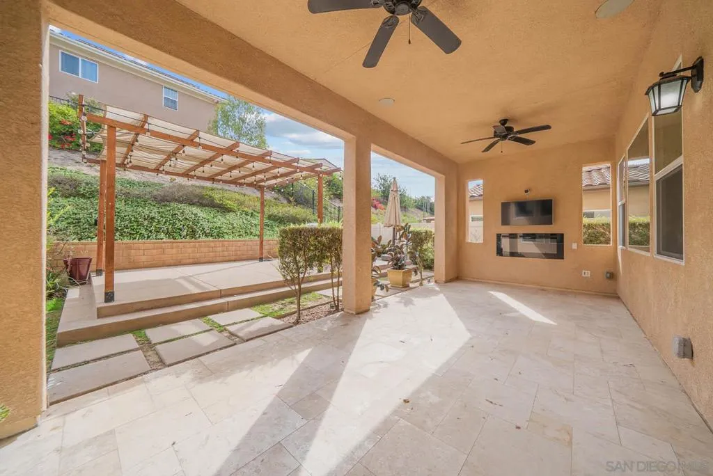 1797 Santa Christina Ave, Chula Vista, California 91913 home-pic-35