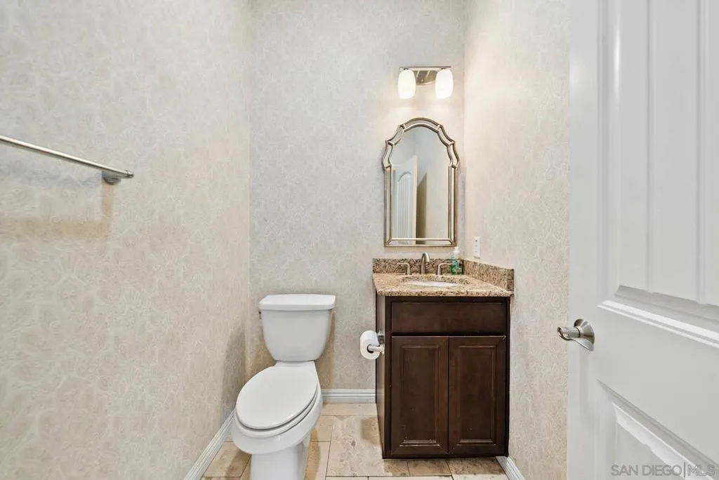 1797 Santa Christina Ave, Chula Vista, California 91913 home-pic-10