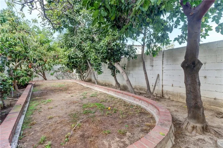 1722 New Hampshire, Costa Mesa, California 92626