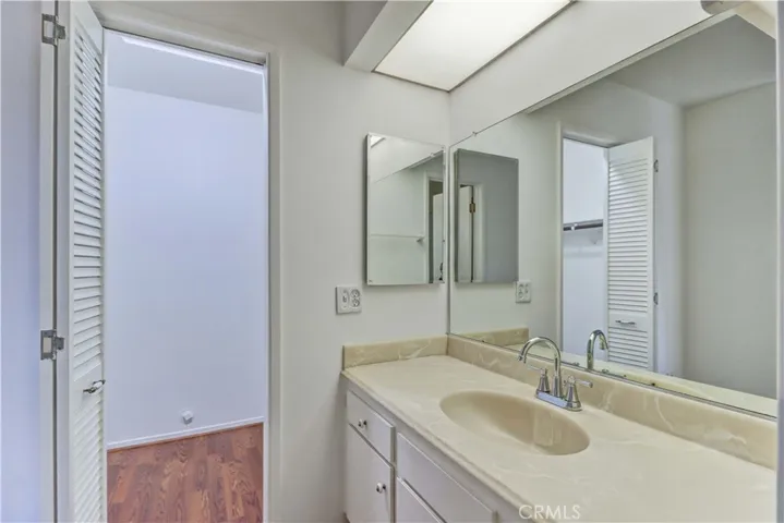 1722 New Hampshire, Costa Mesa, California 92626