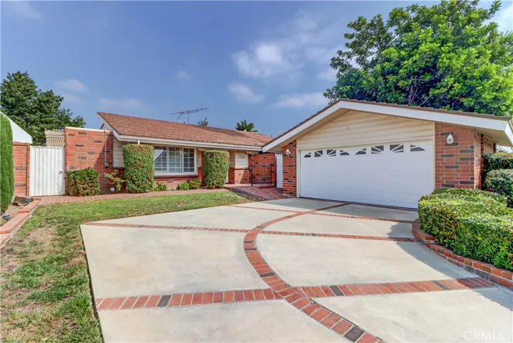 1722 New Hampshire, Costa Mesa, California 92626