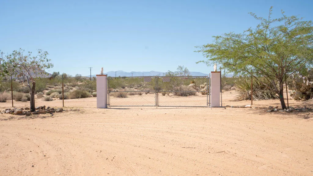 63220 Cielito Drive, Joshua Tree, California 92252 home-pic-38