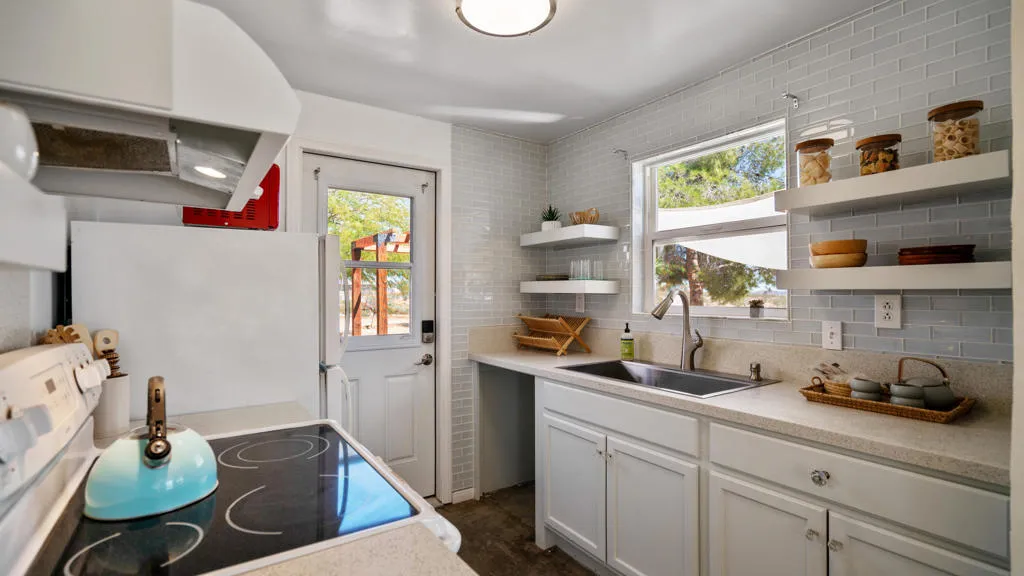 63220 Cielito Drive, Joshua Tree, California 92252 home-pic-17