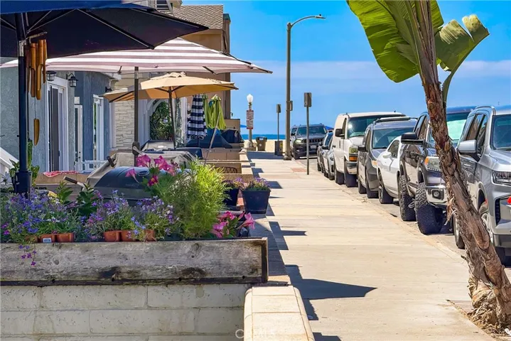 126 31st Street, Newport Beach, California 92663
