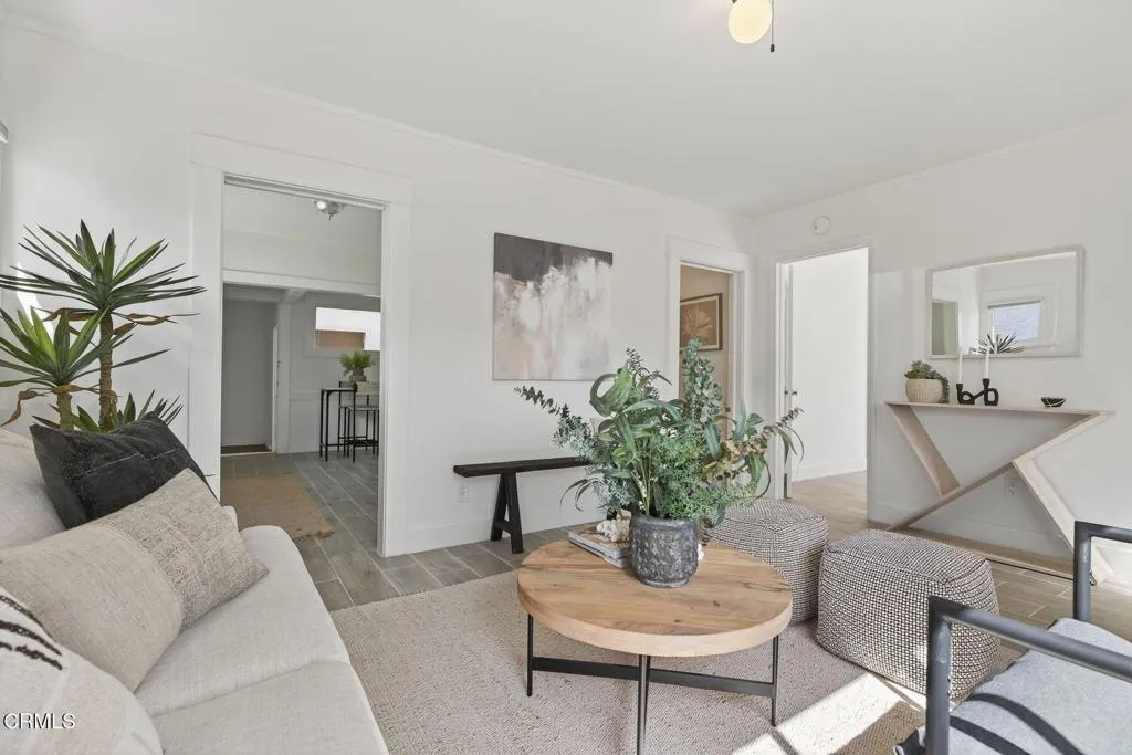 295 W Mission Street, Ventura, California 93001 home-pic-3