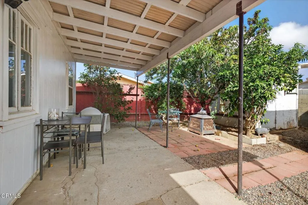 295 W Mission Street, Ventura, California 93001 home-pic-17