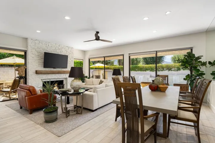 Dining Area/Living Room