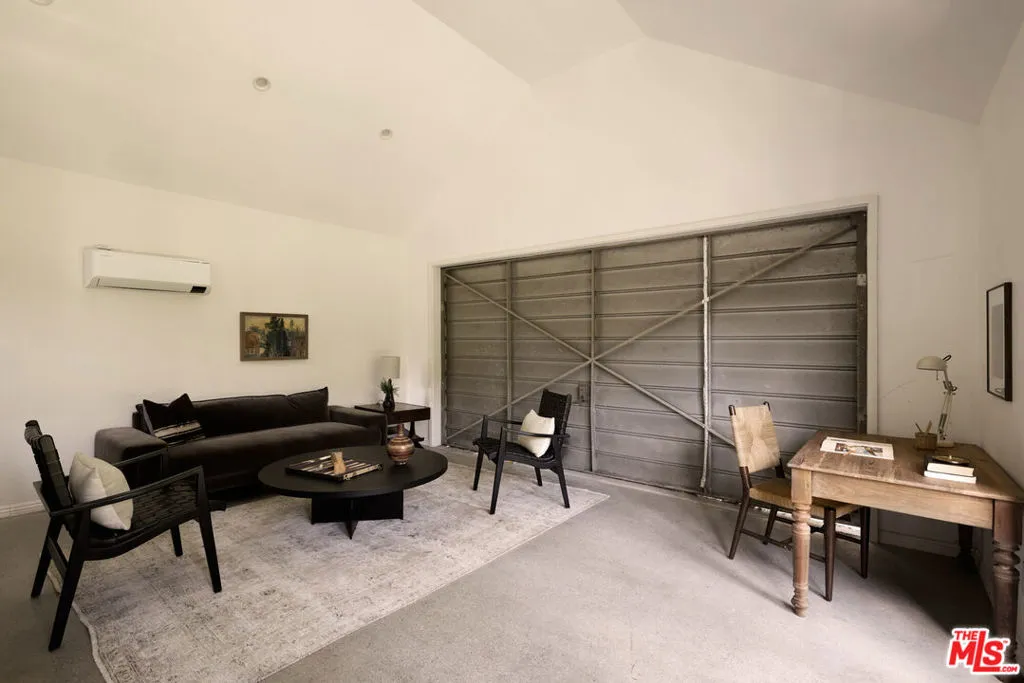 2035 Monte Vista Street, Pasadena, California 91107 home-pic-24