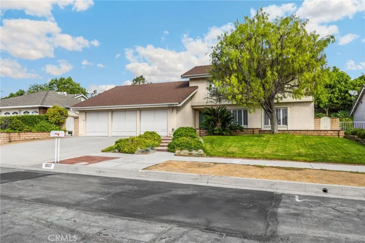 1507 Mesa Verde, Fullerton, California 92833