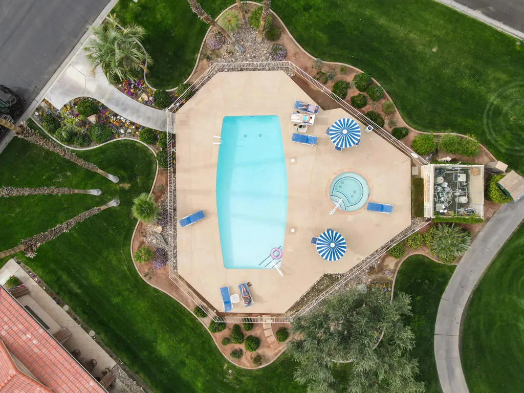 120 Presidio Place, Palm Desert, California 92260 home-pic-4