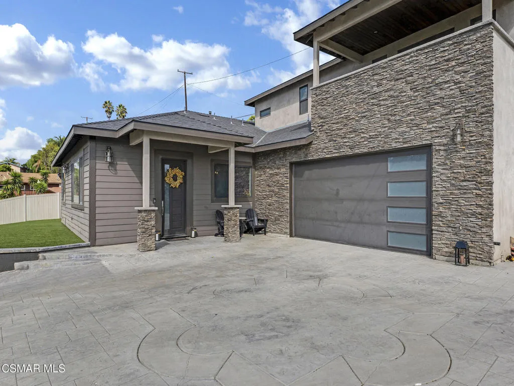 391 Grandview Circle, Camarillo, California 93010 home-pic-2