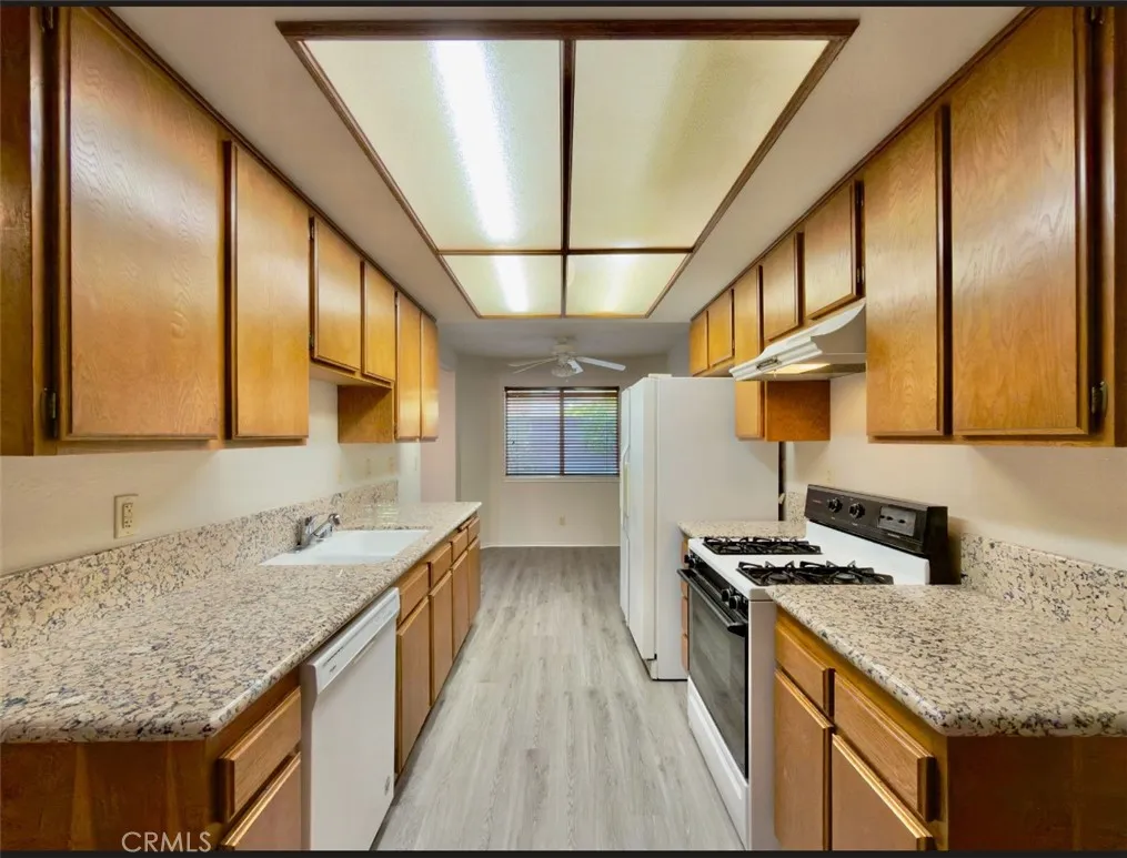 2856 Dartmouth Drive, Lancaster, California 93536 home-pic-30