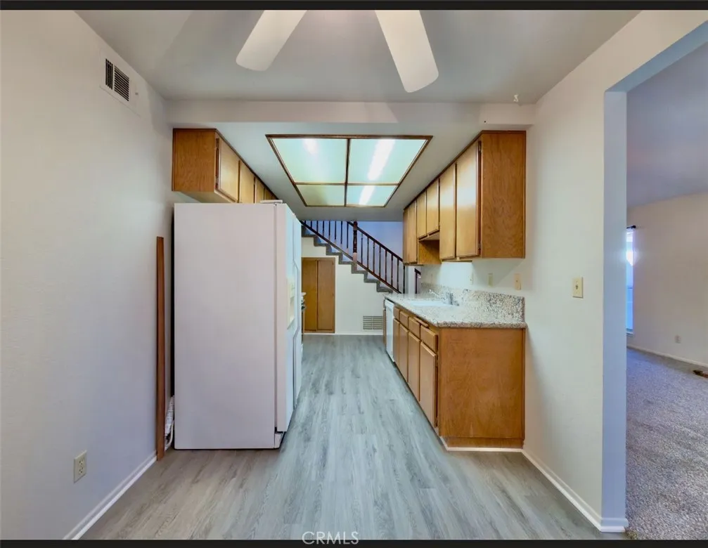2856 Dartmouth Drive, Lancaster, California 93536 home-pic-32