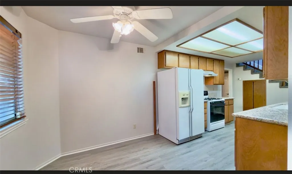 2856 Dartmouth Drive, Lancaster, California 93536 home-pic-9