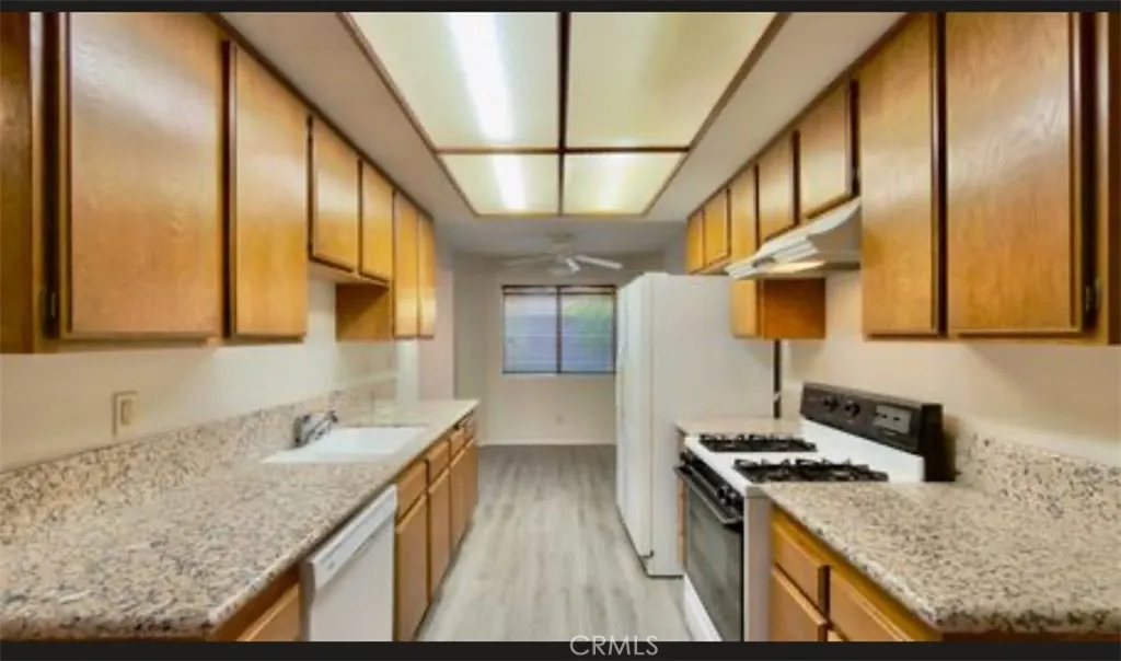 2856 Dartmouth Drive, Lancaster, California 93536 home-pic-11