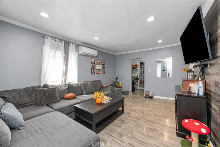 610 S Vine, Ontario, California 91762