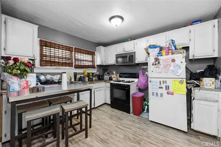 610 S Vine, Ontario, California 91762