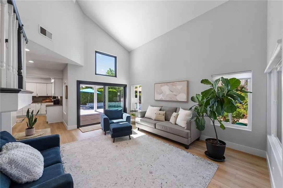 30269 Mersey Court, Temecula, California 92591 home-pic-8