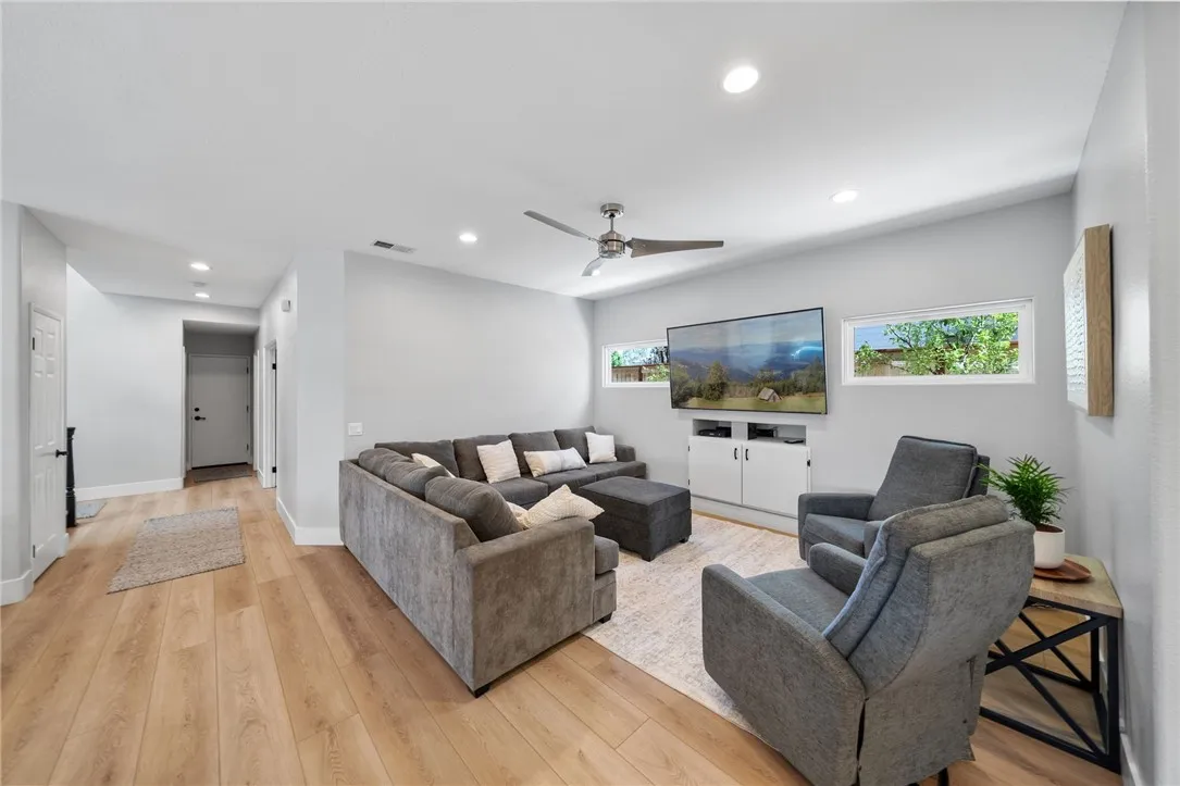 30269 Mersey Court, Temecula, California 92591 home-pic-17