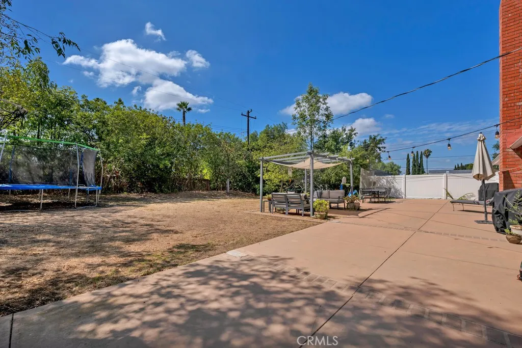 1322 E Avenida De Los Arboles, Thousand Oaks, California 91360 home-pic-23