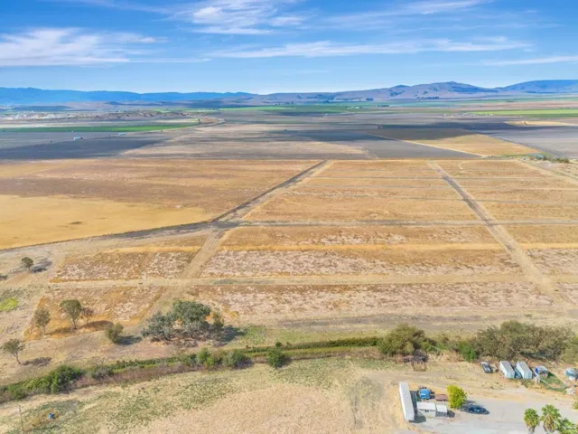 4000 San Felipe Road, Hollister, California 95023