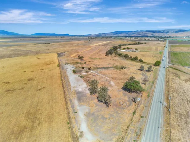 4000 San Felipe Road, Hollister, California 95023