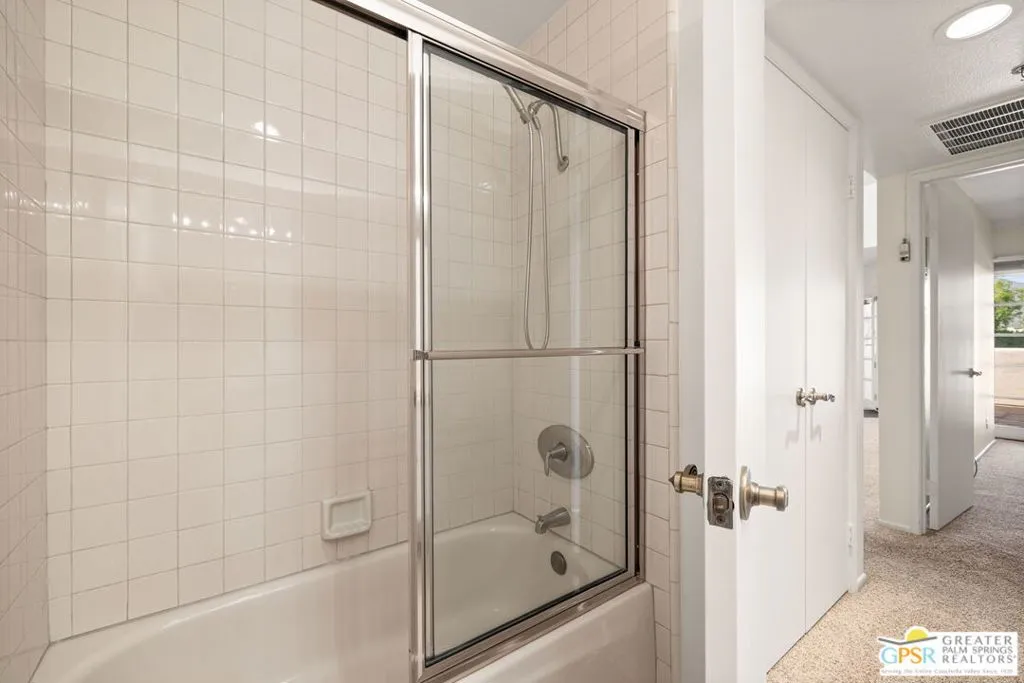 500 E Amado Road 121, Palm Springs, California 92262 home-pic-21