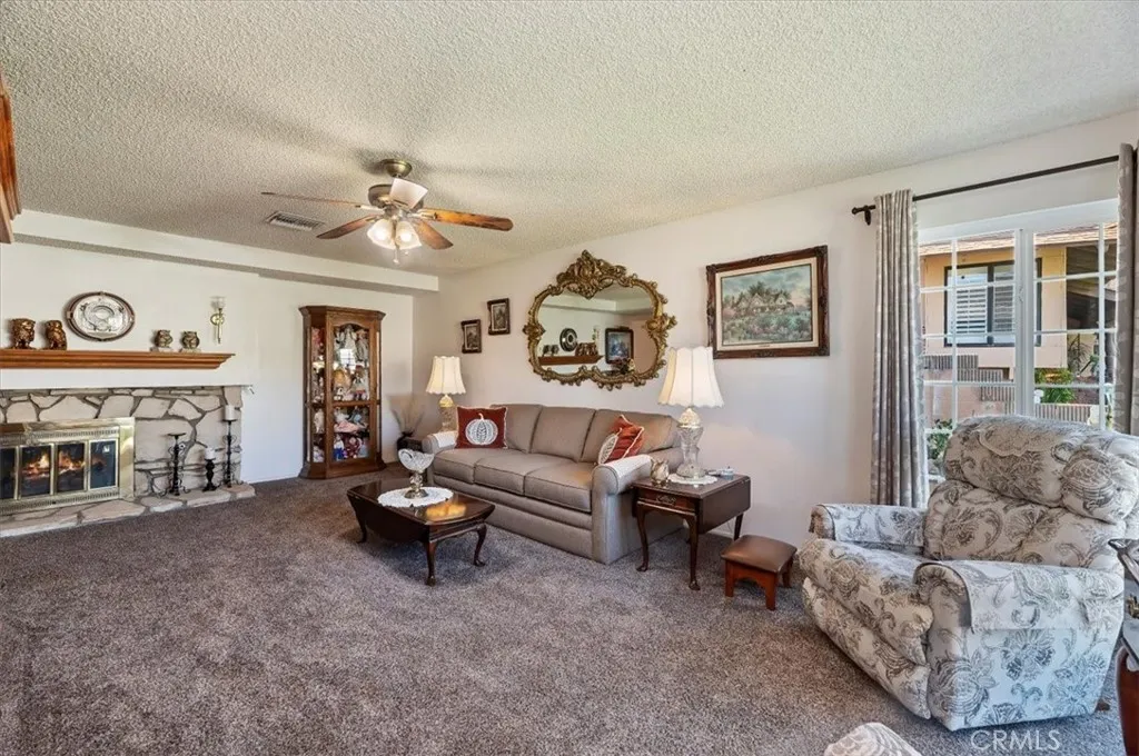 443 Termino, Corona, California 92879 home-pic-15