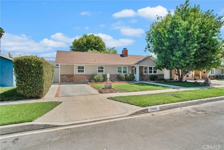 7900 Lasaine Avenue, Northridge, California 91325