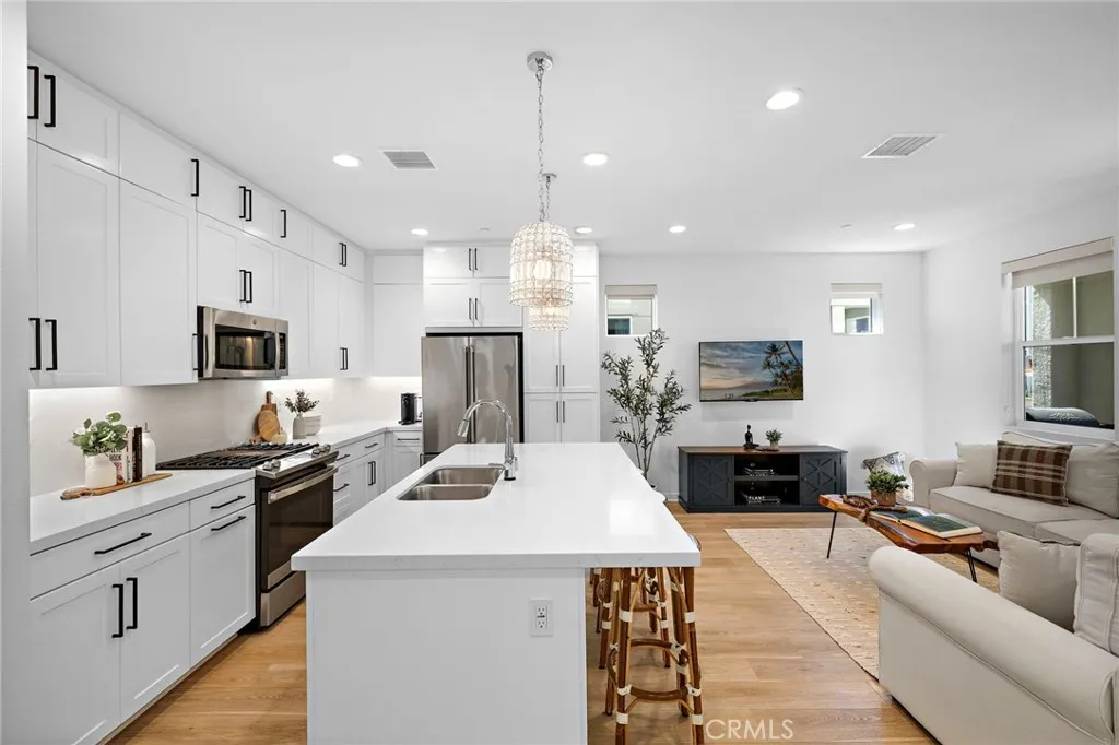 331 Harvest Drive, Rancho Mission Viejo, California 92694 home-pic-13