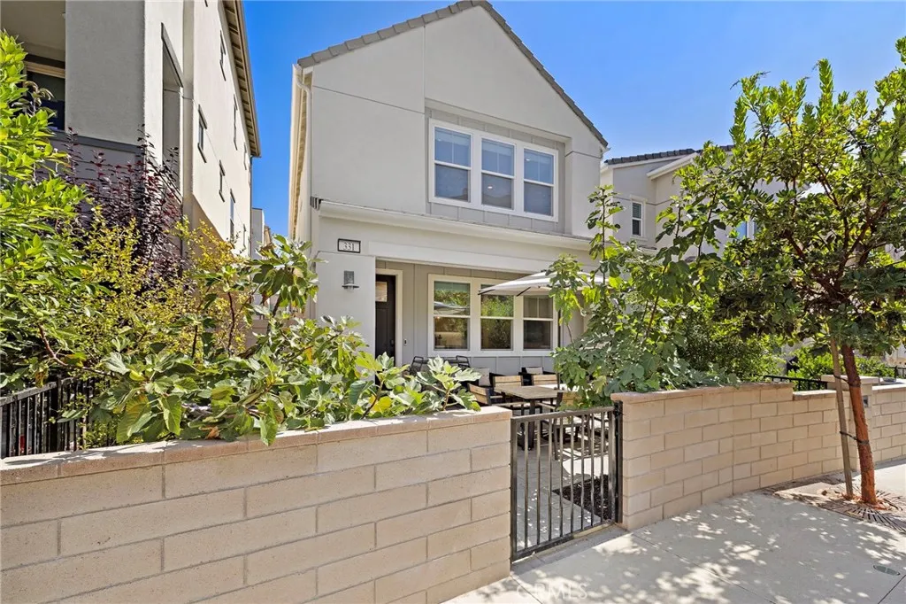 331 Harvest Drive, Rancho Mission Viejo, California 92694 home-pic-2