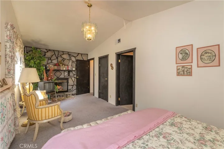 41819 41819 Chalet, Big Bear Lake, California 92315