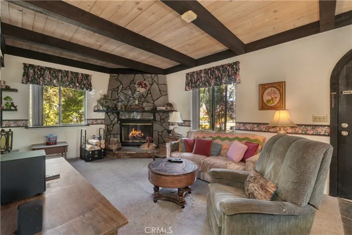 41819 41819 Chalet, Big Bear Lake, California 92315