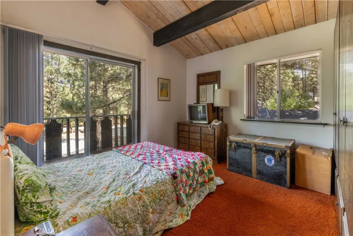 41819 41819 Chalet, Big Bear Lake, California 92315