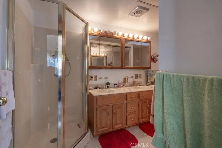 41819 41819 Chalet, Big Bear Lake, California 92315